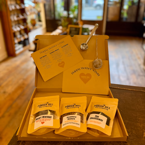 The Mother’s Day Tea Gift Box